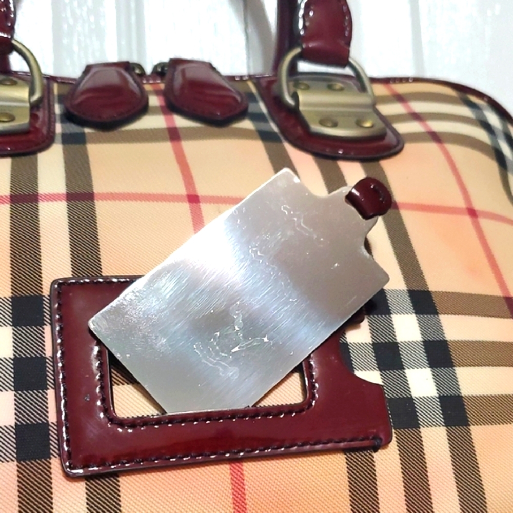 RARE Vintage Burberry Check Burgundy Patent Leather Trim Handle Bag - Picture 9 of 17
